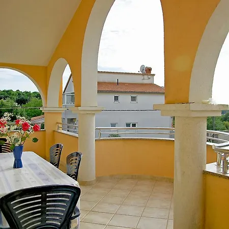 Sol Jardin Apartment Vinkuran