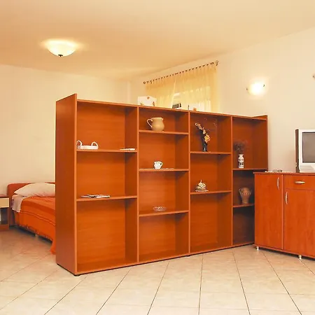 Sol Jardin Apartment Vinkuran